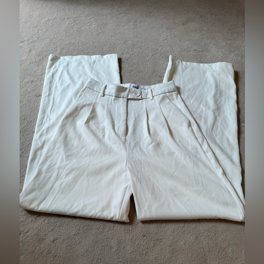 Wide Leg High-Waist White Trousers - Picture 6 of 10